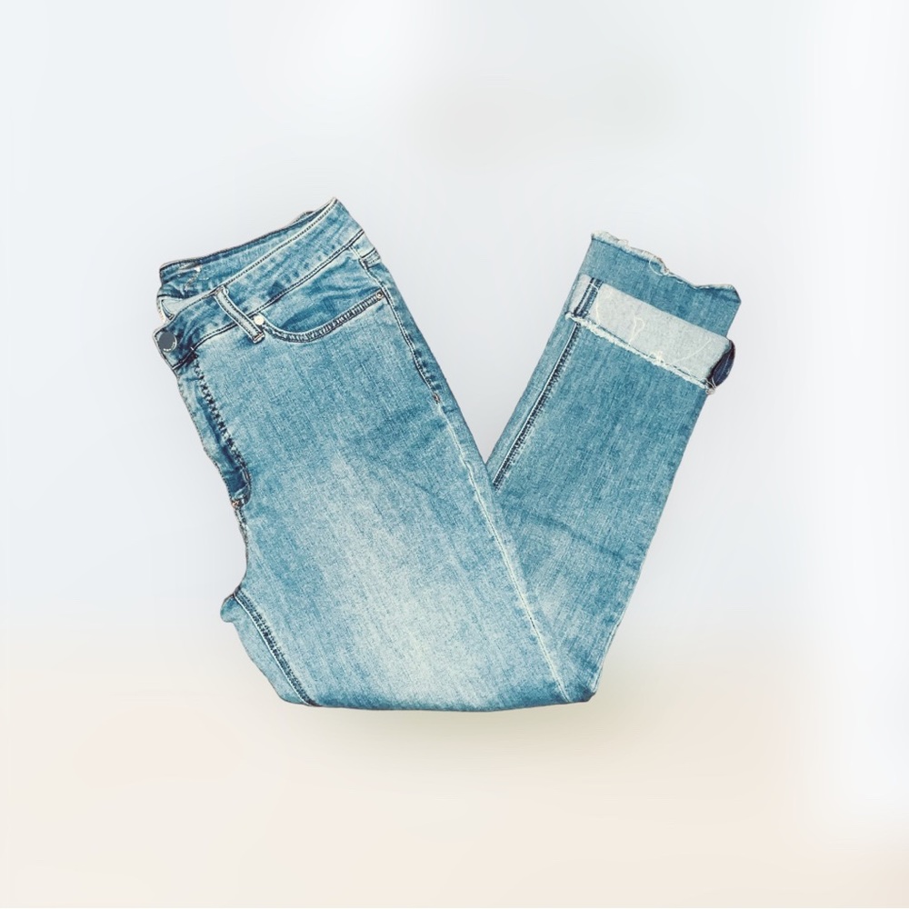 Seven7 Sz 14 High Rise Slim Straight Jeans w/Raw Hem at Ankles